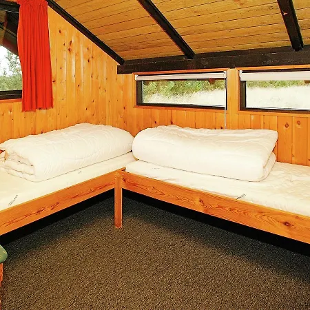 Two-bedroom Holiday In 7 Holiday home Aalbaek