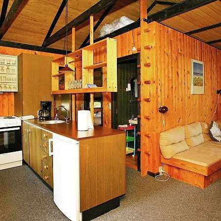 Two-bedroom Holiday In 7 Holiday home